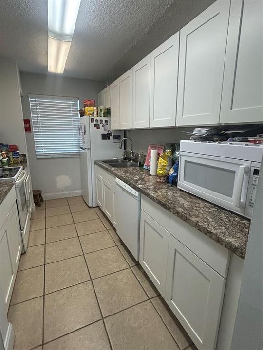 For Sale: $89,900 (2 beds, 1 baths, 1164 Square Feet)