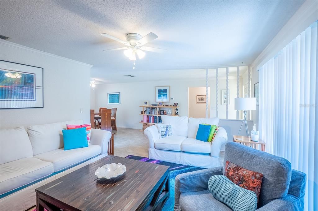 For Sale: $239,000 (2 beds, 2 baths, 1332 Square Feet)