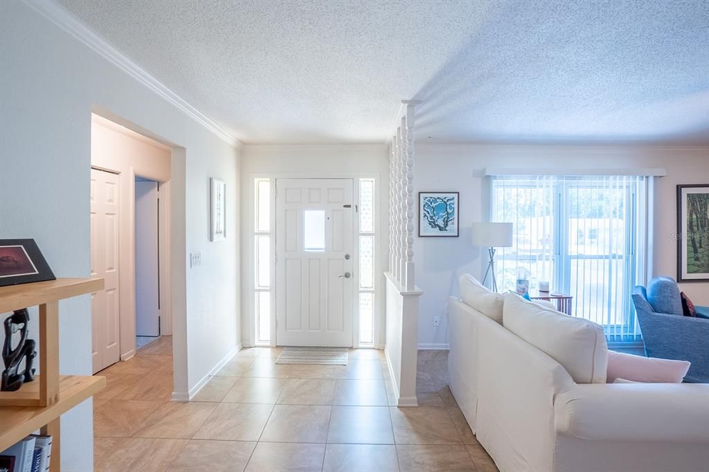 For Sale: $239,000 (2 beds, 2 baths, 1332 Square Feet)