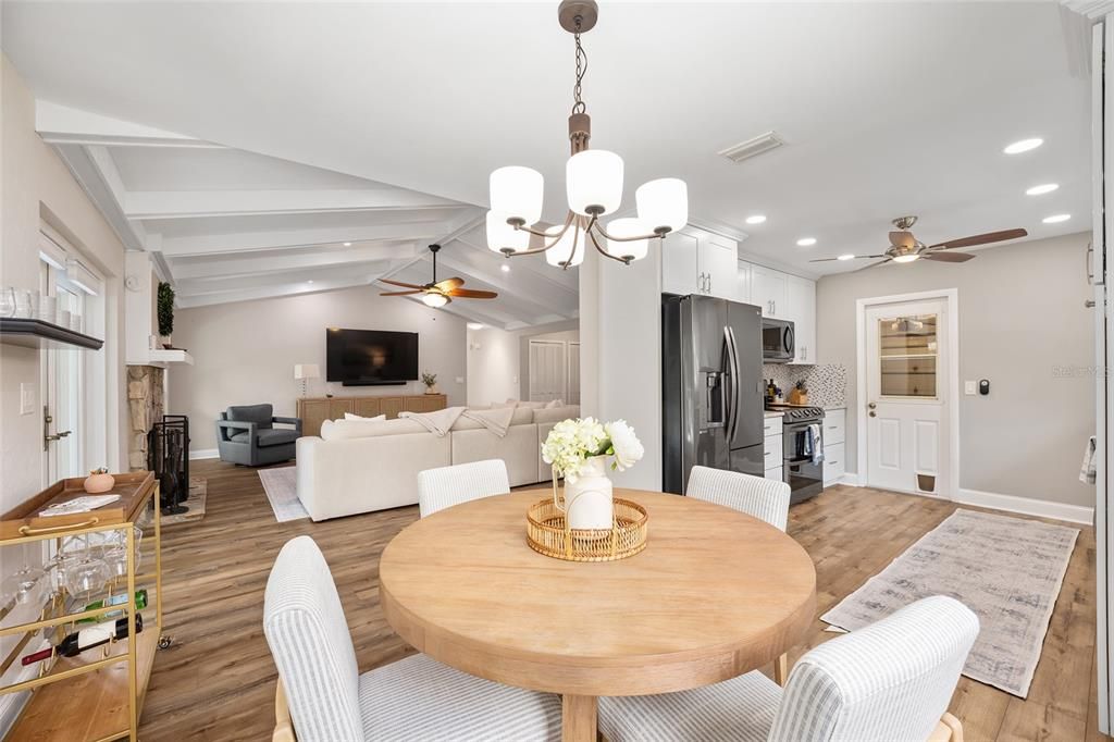 В аренду: $5,250 (3 спален, 2 ванн, 1747 Квадратных фут)