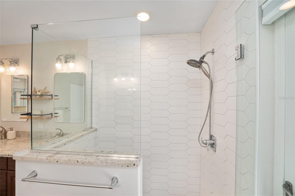 В аренду: $5,250 (3 спален, 2 ванн, 1747 Квадратных фут)
