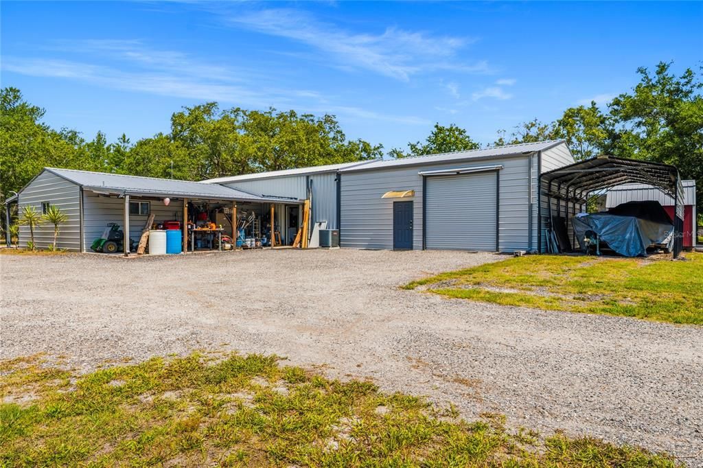 For Sale: $1,100,000 (3 beds, 2 baths, 1526 Square Feet)