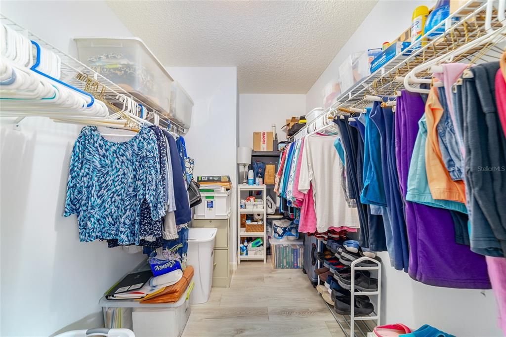 En Venta: $166,500 (2 camas, 2 baños, 1369 Pies cuadrados)