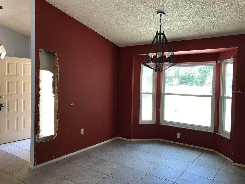 For Sale: $189,900 (3 beds, 2 baths, 1843 Square Feet)