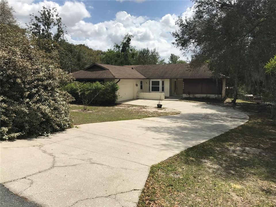 For Sale: $189,900 (3 beds, 2 baths, 1843 Square Feet)
