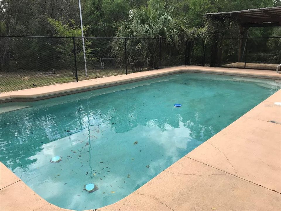 For Sale: $189,900 (3 beds, 2 baths, 1843 Square Feet)