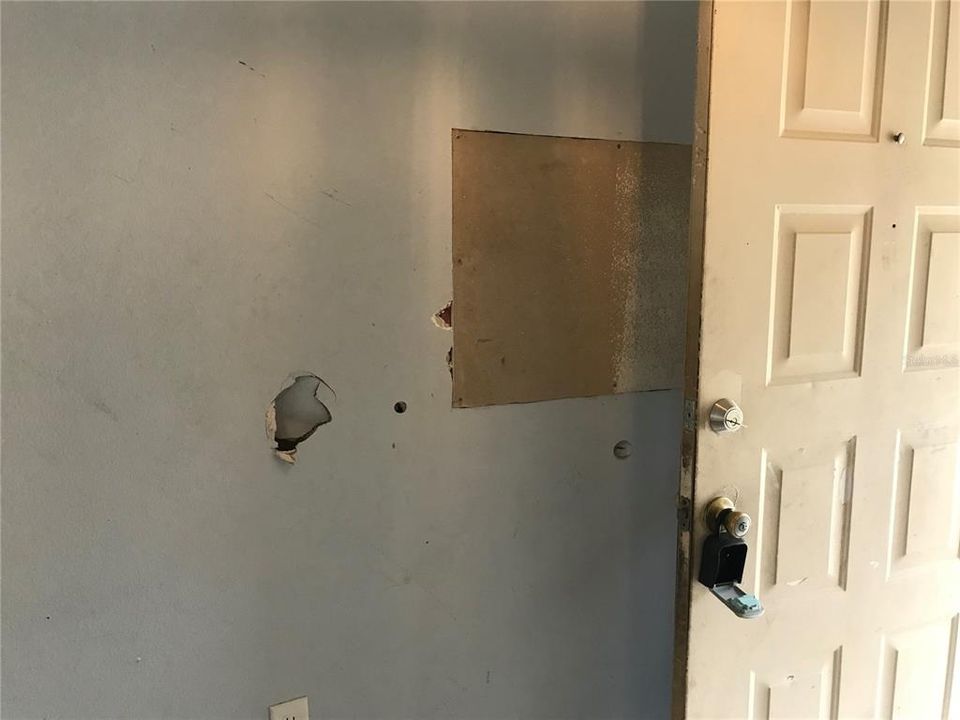 For Sale: $189,900 (3 beds, 2 baths, 1843 Square Feet)