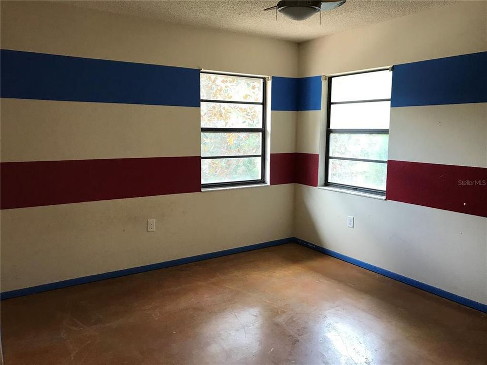 For Sale: $189,900 (3 beds, 2 baths, 1843 Square Feet)