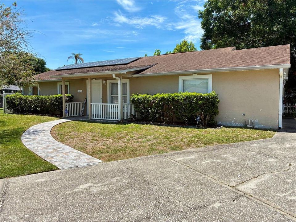 For Sale: $265,000 (3 beds, 2 baths, 1255 Square Feet)