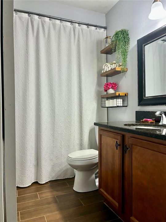For Sale: $265,000 (3 beds, 2 baths, 1255 Square Feet)