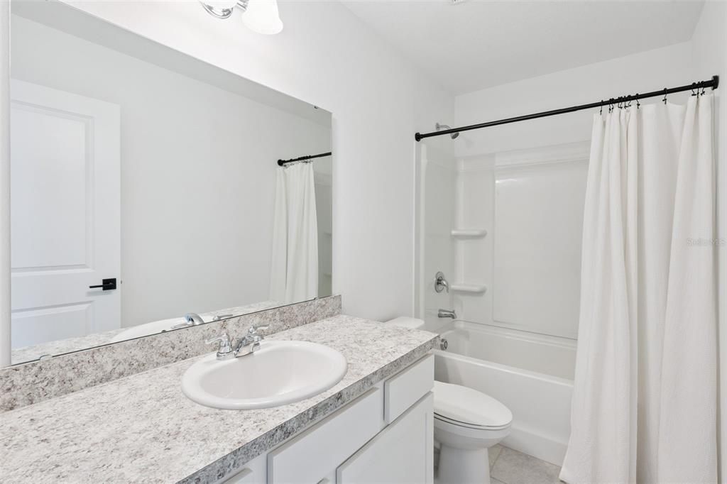 For Sale: $354,900 (3 beds, 2 baths, 1896 Square Feet)
