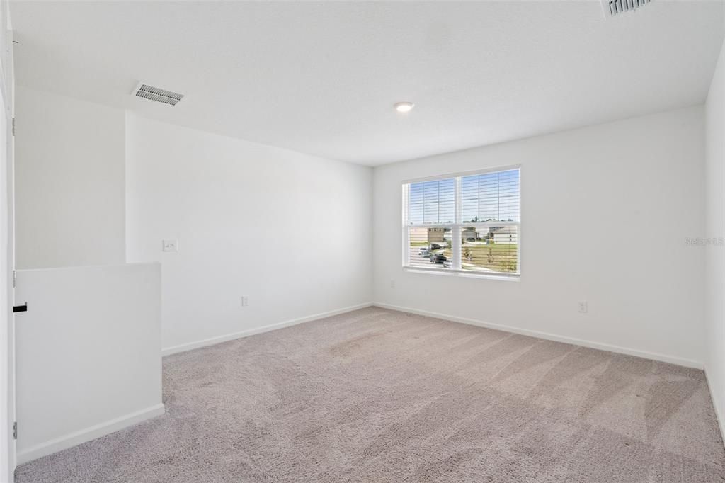 For Sale: $354,900 (3 beds, 2 baths, 1896 Square Feet)