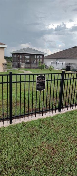 For Sale: $295,000 (3 beds, 2 baths, 1519 Square Feet)