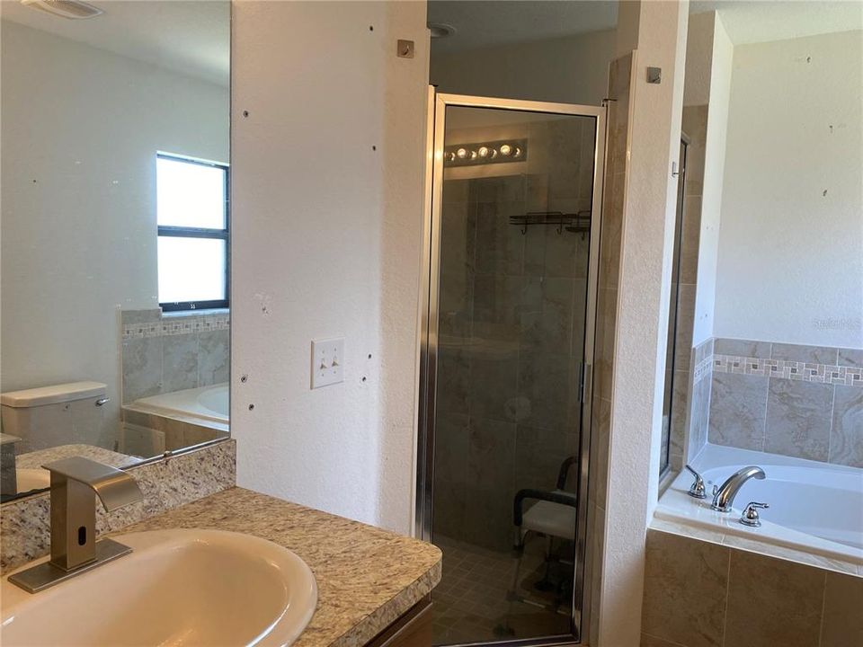 На продажу: $295,000 (3 спален, 2 ванн, 1519 Квадратных фут)