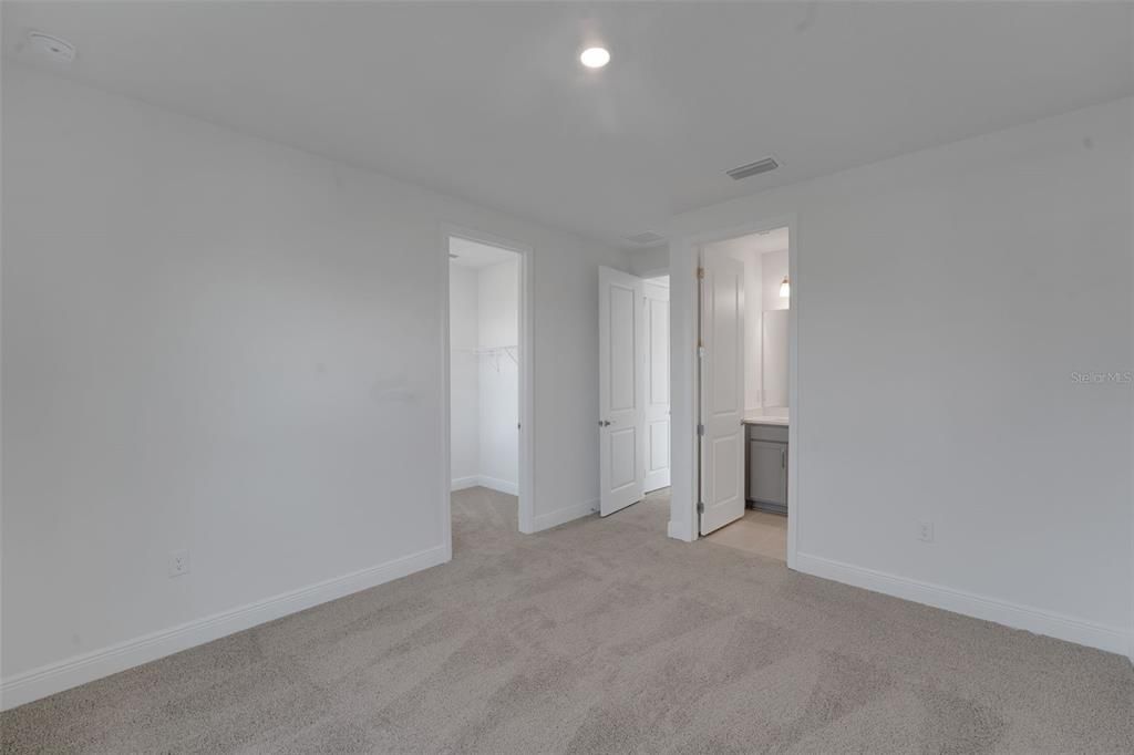 En Venta: $599,990 (5 camas, 3 baños, 3550 Pies cuadrados)