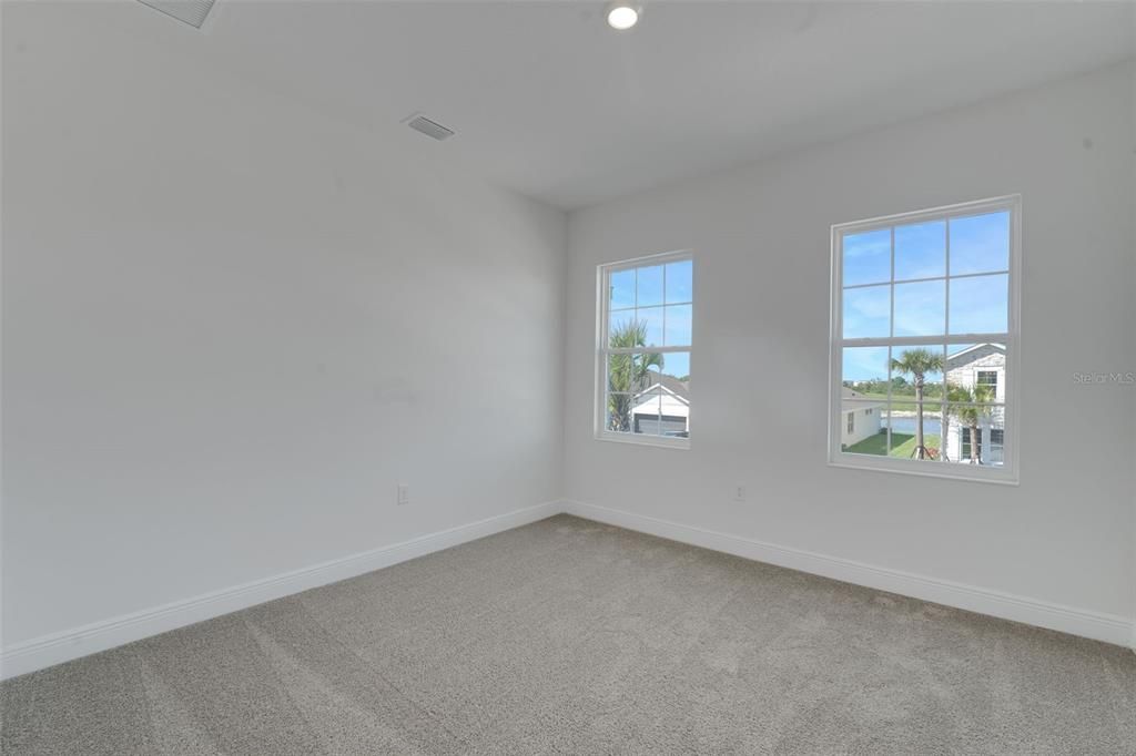En Venta: $599,990 (5 camas, 3 baños, 3550 Pies cuadrados)