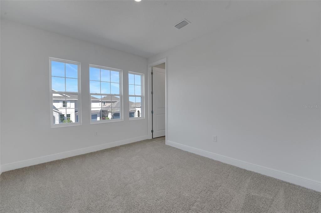 En Venta: $599,990 (5 camas, 3 baños, 3550 Pies cuadrados)