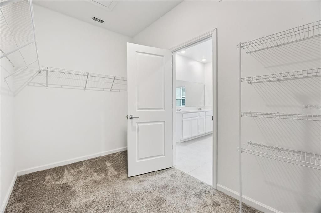 В аренду: $3,000 (4 спален, 3 ванн, 2535 Квадратных фут)