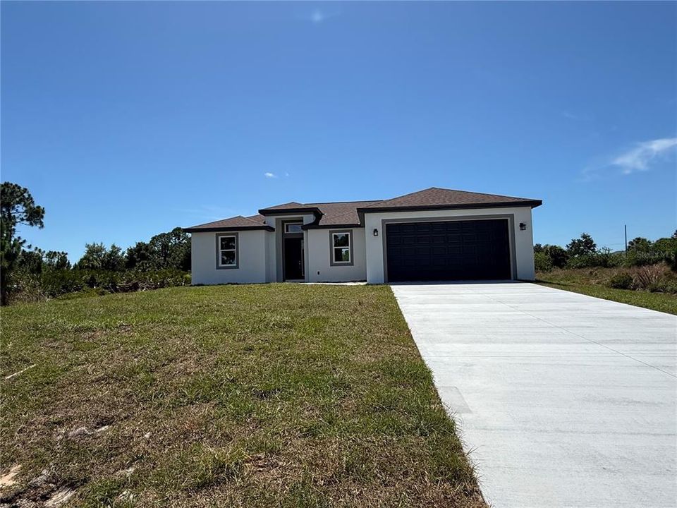 For Sale: $399,000 (3 beds, 2 baths, 1740 Square Feet)