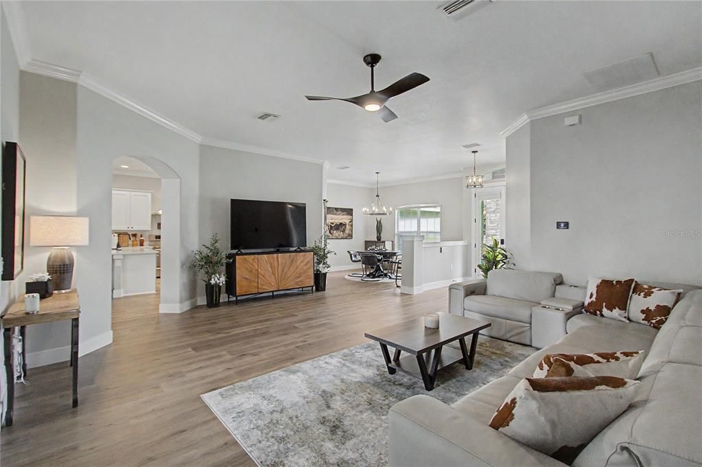 For Sale: $959,900 (4 beds, 3 baths, 2920 Square Feet)