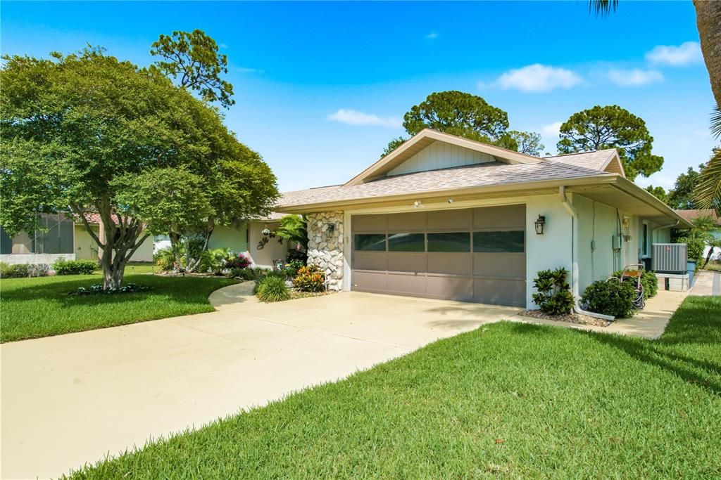 For Sale: $450,000 (3 beds, 2 baths, 2525 Square Feet)