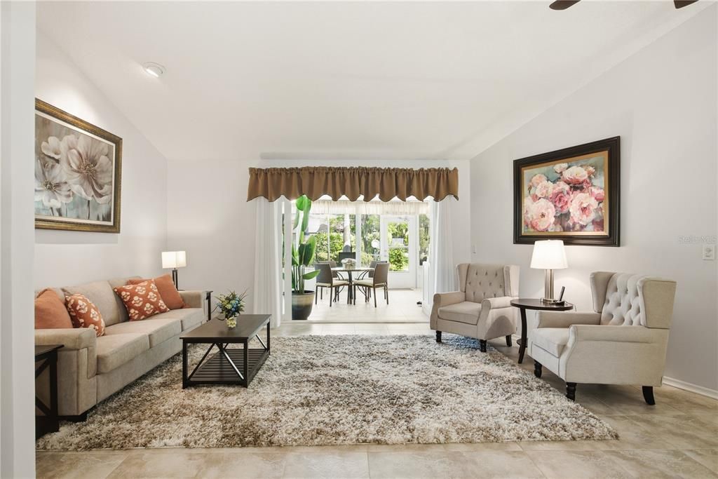 For Sale: $450,000 (3 beds, 2 baths, 2525 Square Feet)
