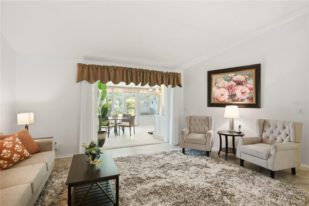 For Sale: $450,000 (3 beds, 2 baths, 2525 Square Feet)