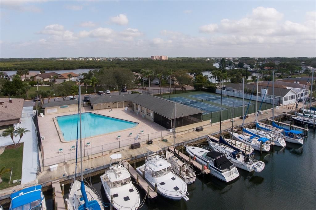 For Sale: $450,000 (3 beds, 2 baths, 2525 Square Feet)