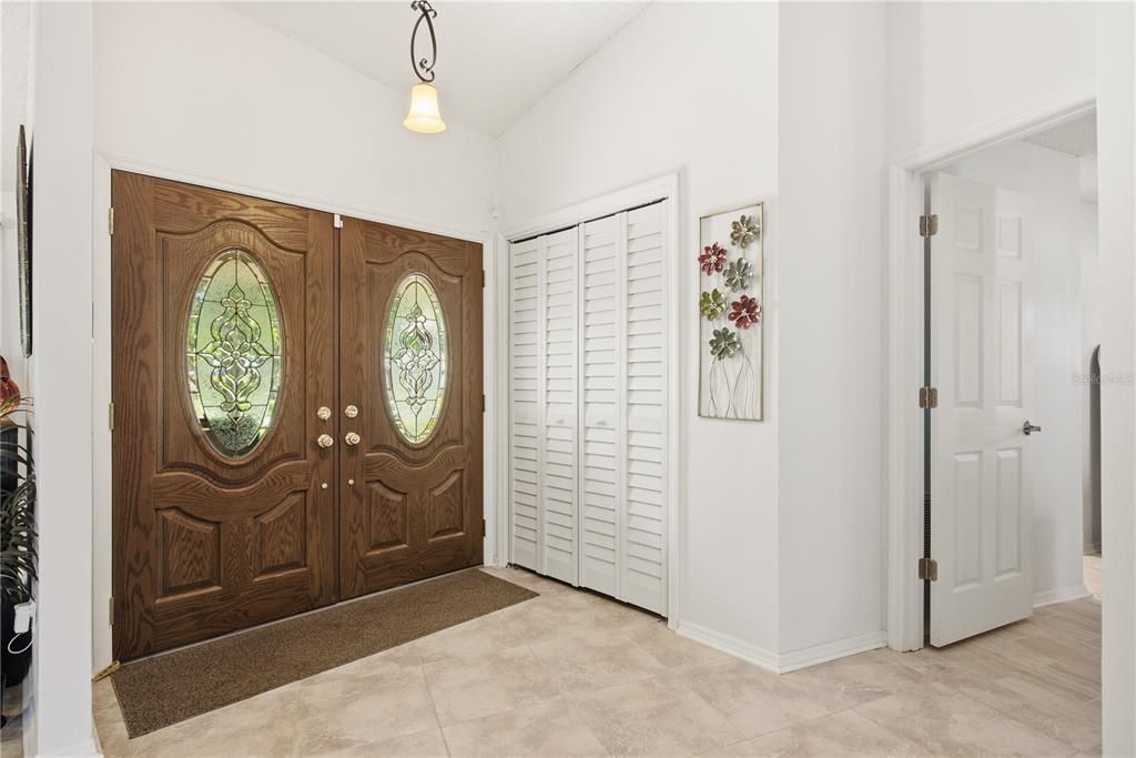 For Sale: $450,000 (3 beds, 2 baths, 2525 Square Feet)