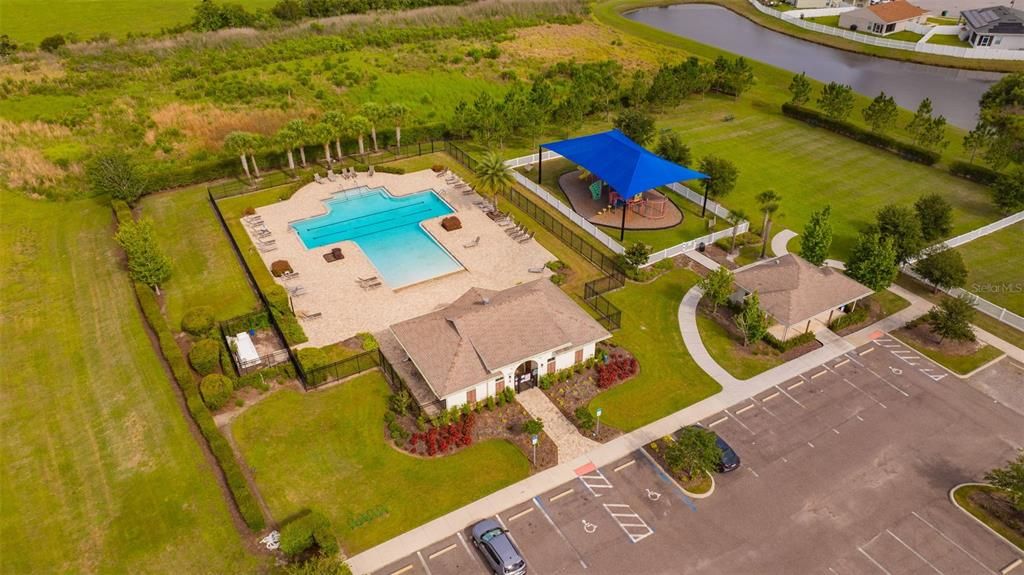 For Sale: $325,000 (4 beds, 2 baths, 1705 Square Feet)
