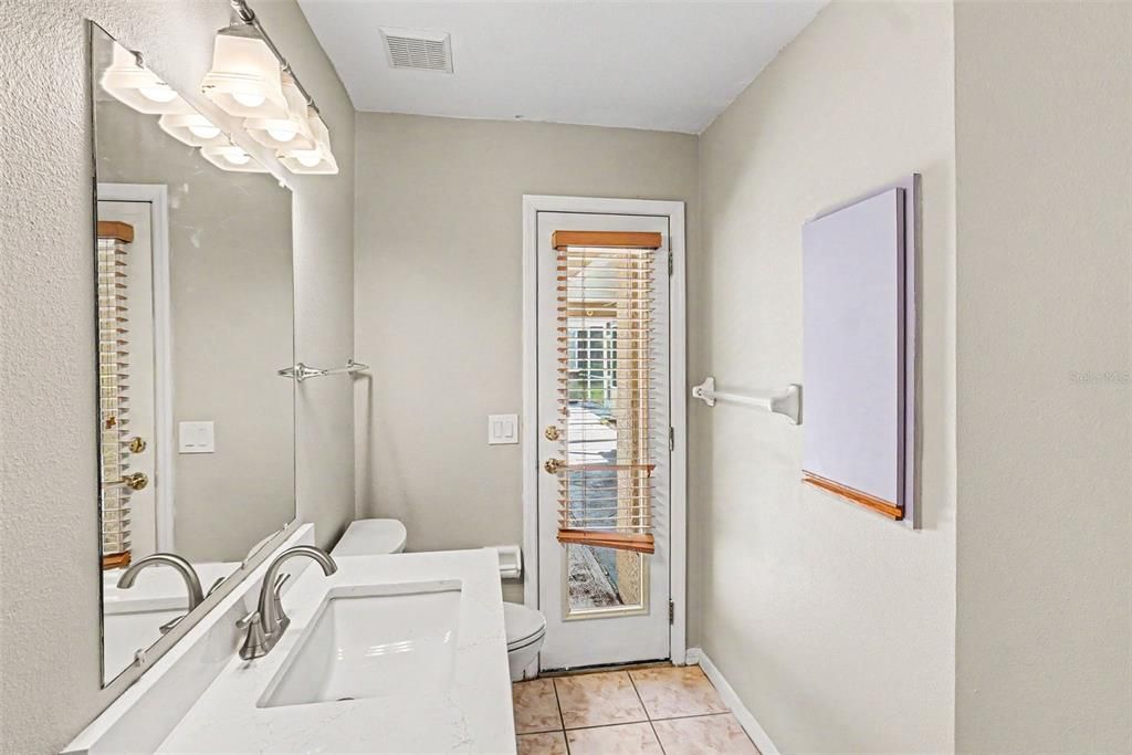 En Venta: $410,000 (3 camas, 2 baños, 2148 Pies cuadrados)