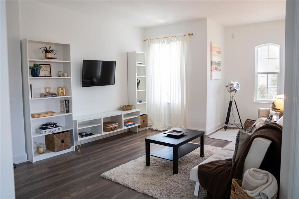 For Sale: $459,000 (4 beds, 2 baths, 2259 Square Feet)