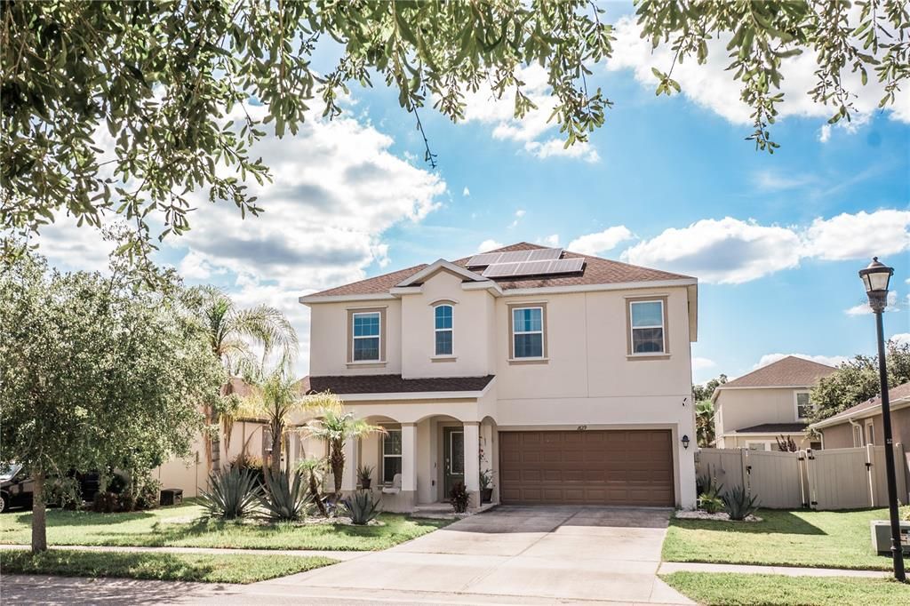 For Sale: $459,000 (4 beds, 2 baths, 2259 Square Feet)