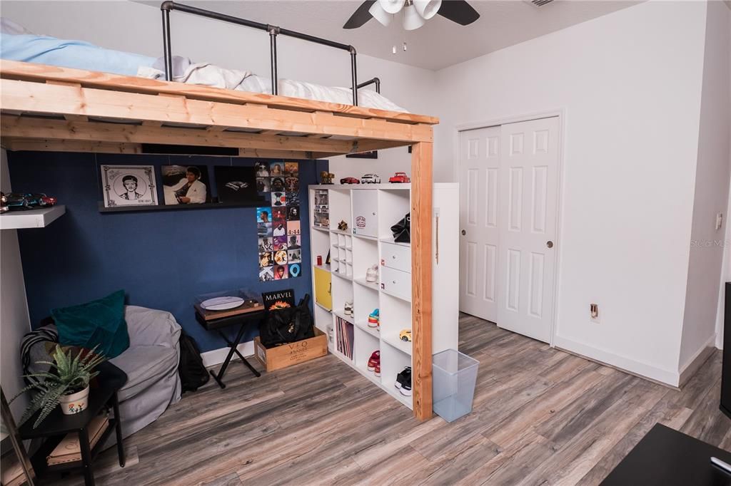 For Sale: $459,000 (4 beds, 2 baths, 2259 Square Feet)