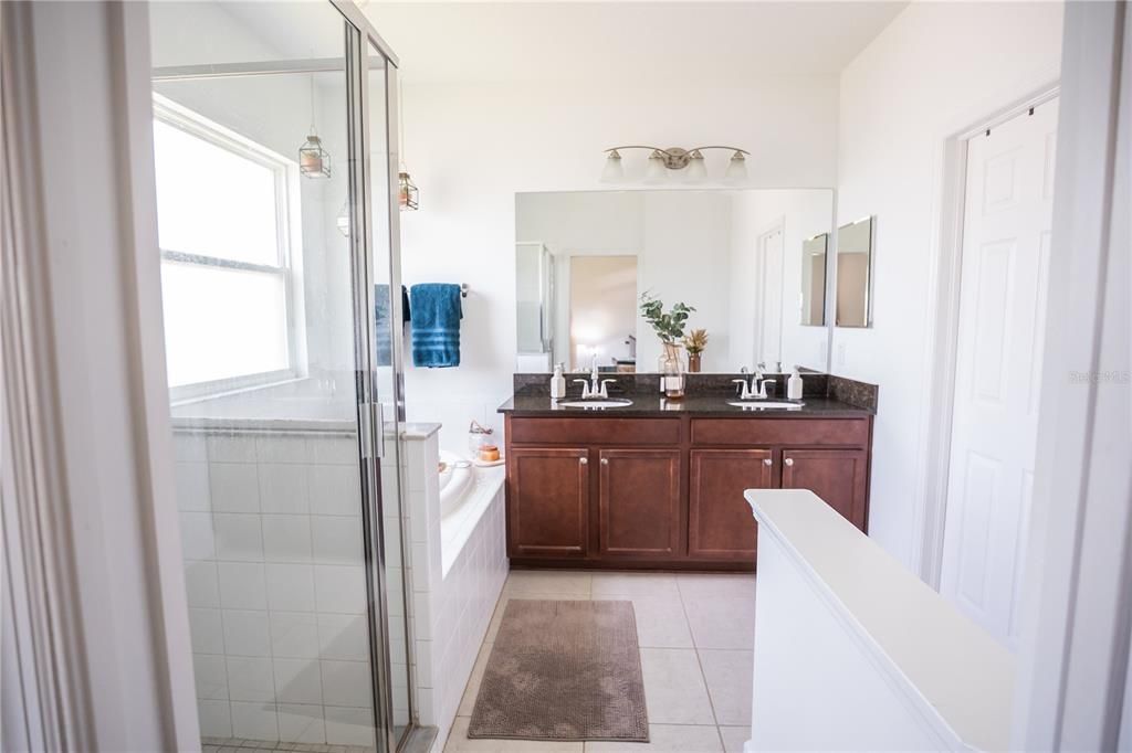 For Sale: $459,000 (4 beds, 2 baths, 2259 Square Feet)