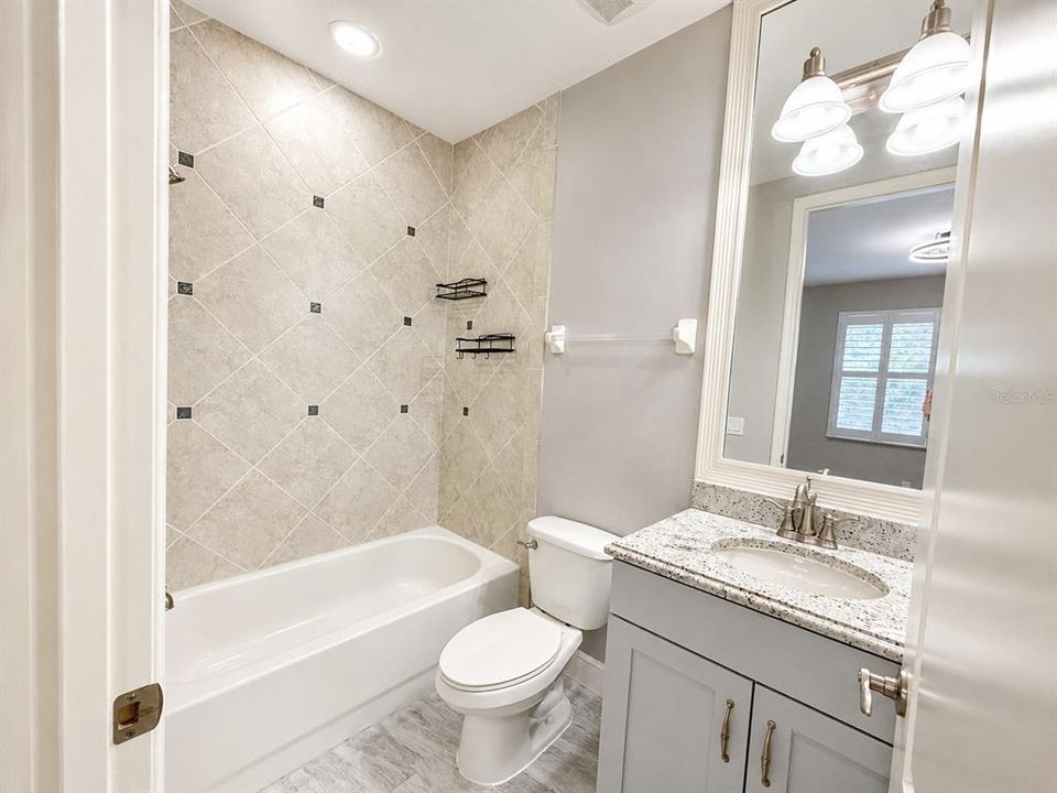For Rent: $3,250 (4 beds, 3 baths, 2040 Square Feet)