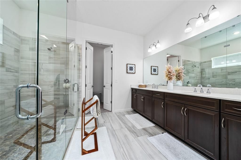 For Sale: $1,130,000 (5 beds, 4 baths, 4222 Square Feet)