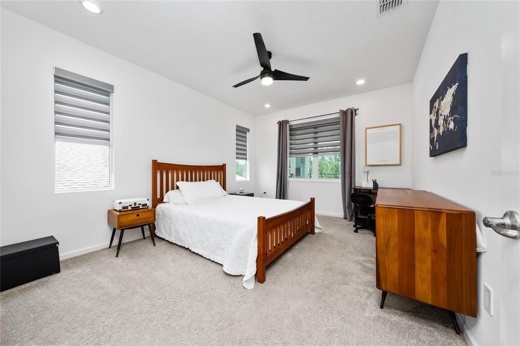 For Sale: $1,130,000 (5 beds, 4 baths, 4222 Square Feet)