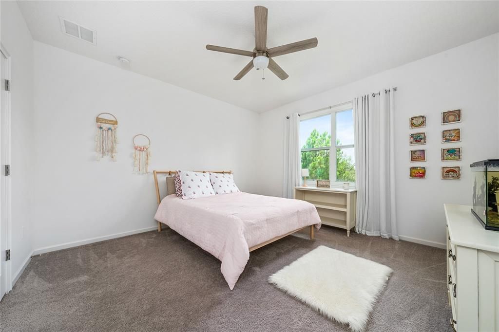 For Sale: $1,130,000 (5 beds, 4 baths, 4222 Square Feet)