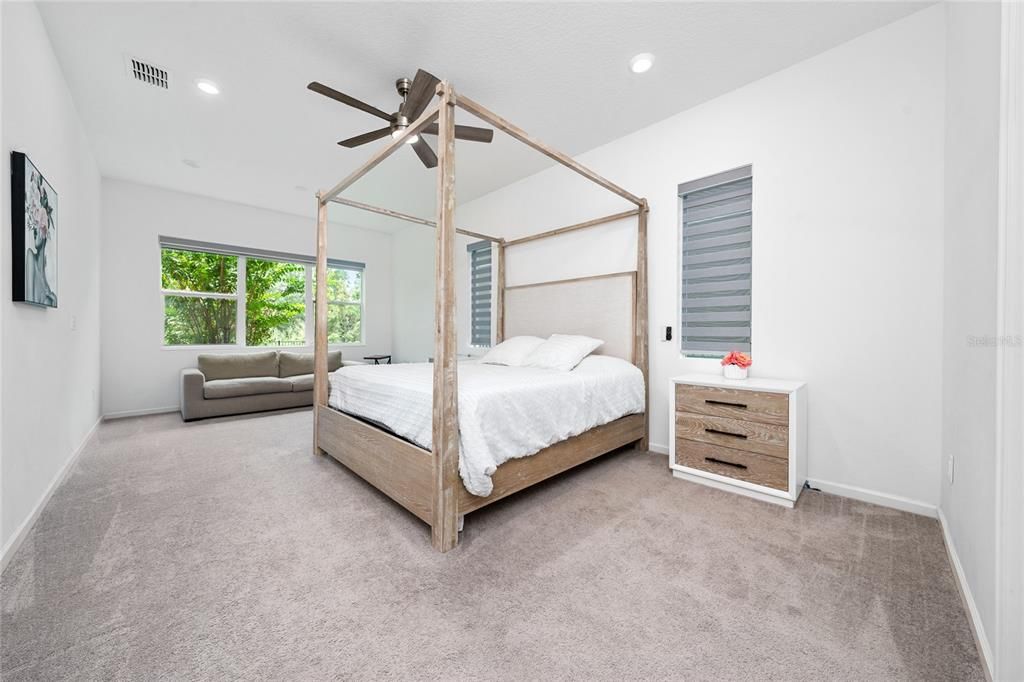 For Sale: $1,130,000 (5 beds, 4 baths, 4222 Square Feet)