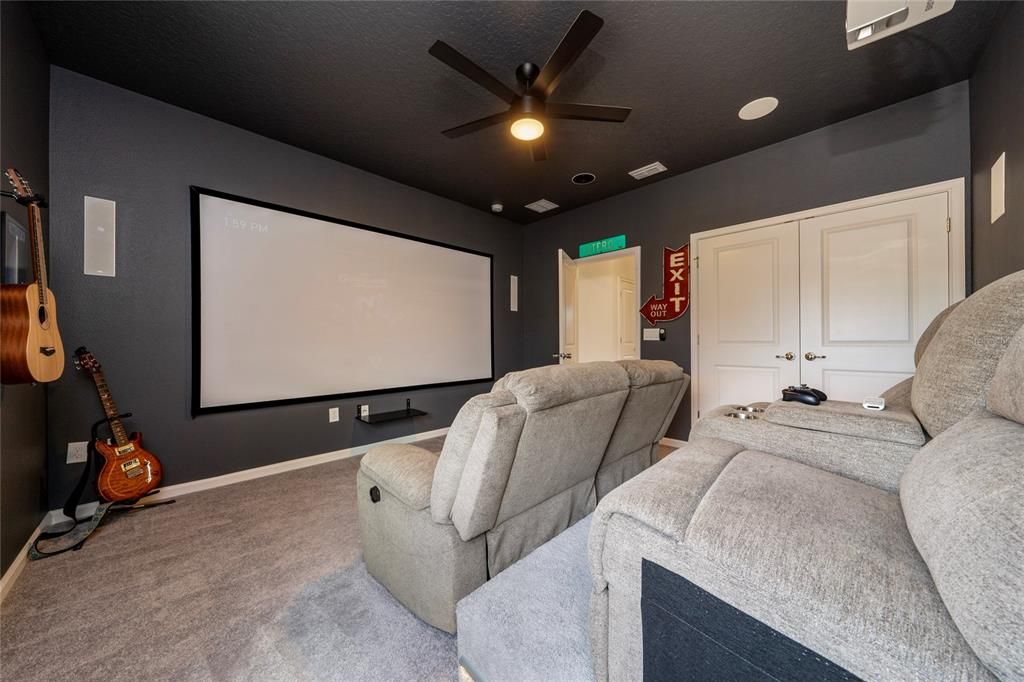 For Sale: $1,130,000 (5 beds, 4 baths, 4222 Square Feet)