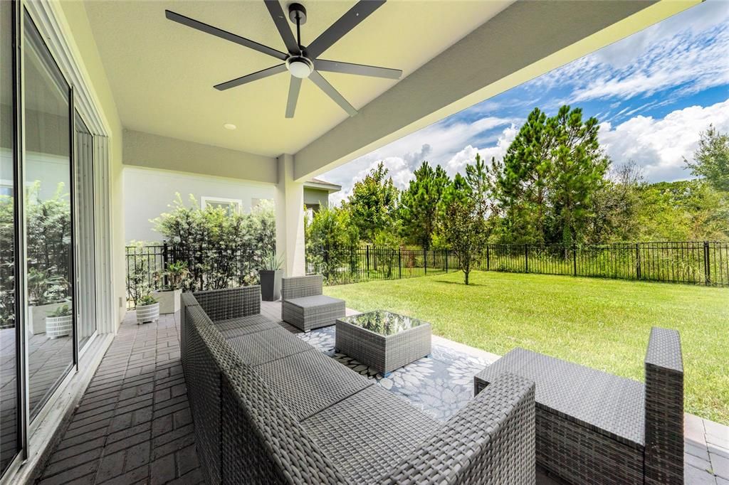 For Sale: $1,130,000 (5 beds, 4 baths, 4222 Square Feet)