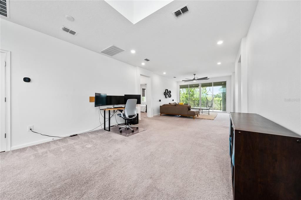 For Sale: $1,130,000 (5 beds, 4 baths, 4222 Square Feet)
