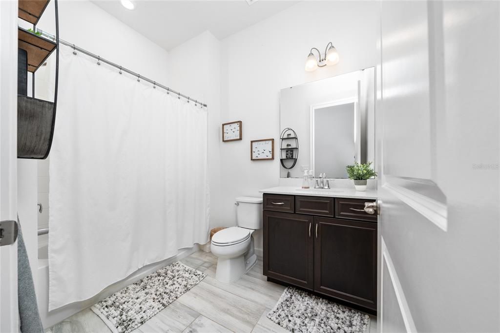 For Sale: $1,130,000 (5 beds, 4 baths, 4222 Square Feet)