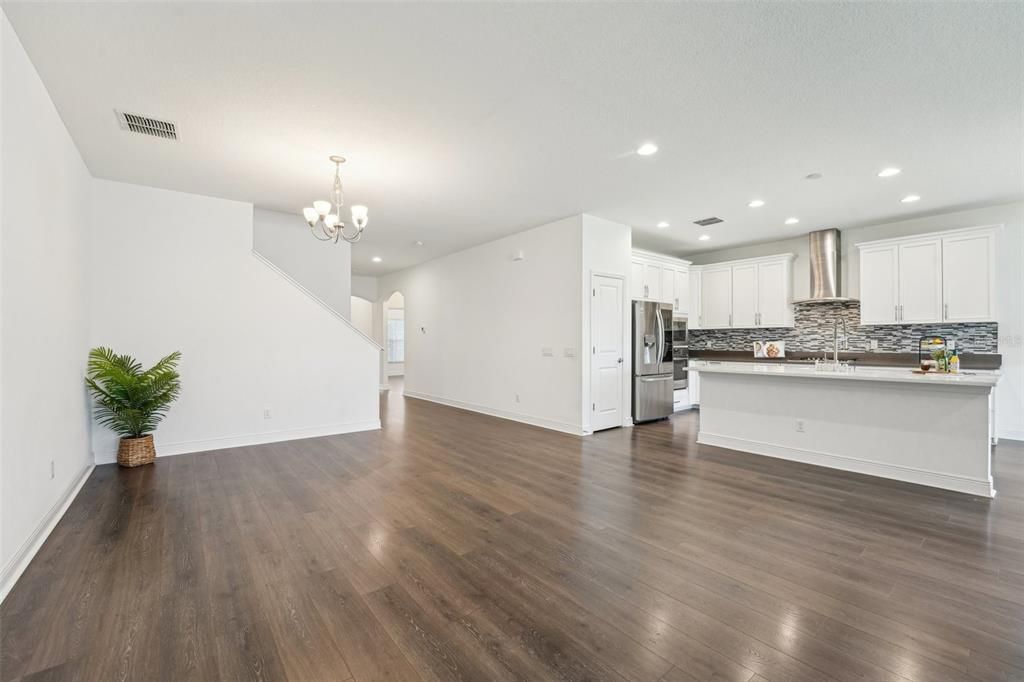 En Venta: $699,900 (5 camas, 4 baños, 3337 Pies cuadrados)