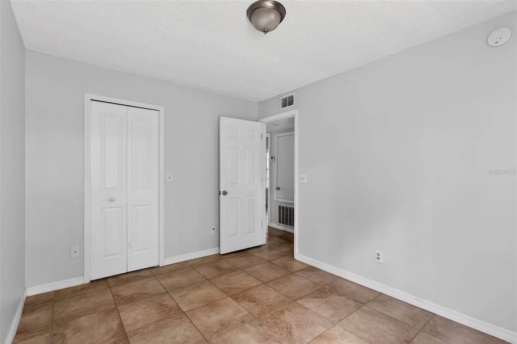 For Sale: $220,000 (3 beds, 2 baths, 1326 Square Feet)