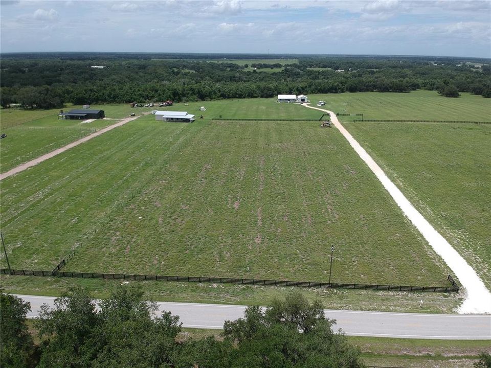 待售: $159,900 (5.02 acres)