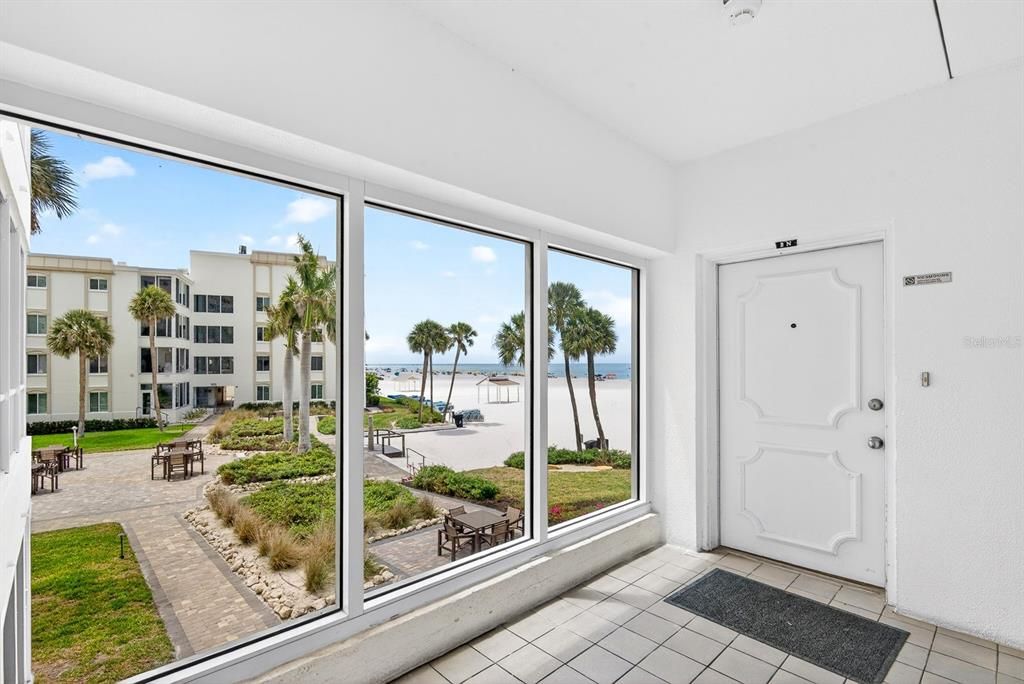 Active With Contract: $1,385,000 (2 beds, 2 baths, 1376 Square Feet)