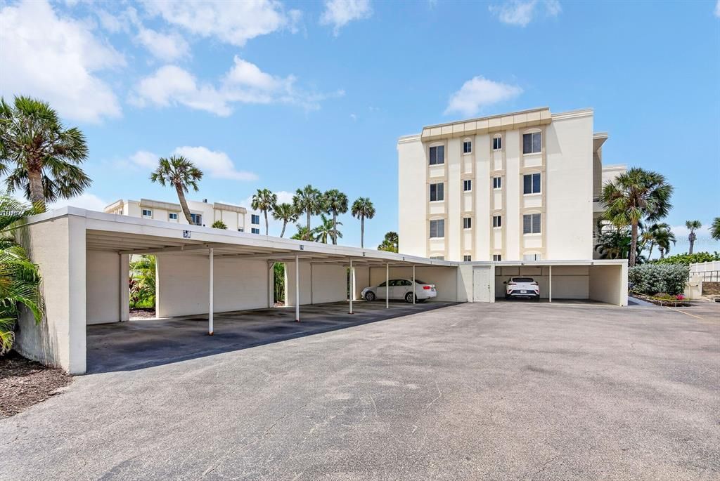 Active With Contract: $1,385,000 (2 beds, 2 baths, 1376 Square Feet)