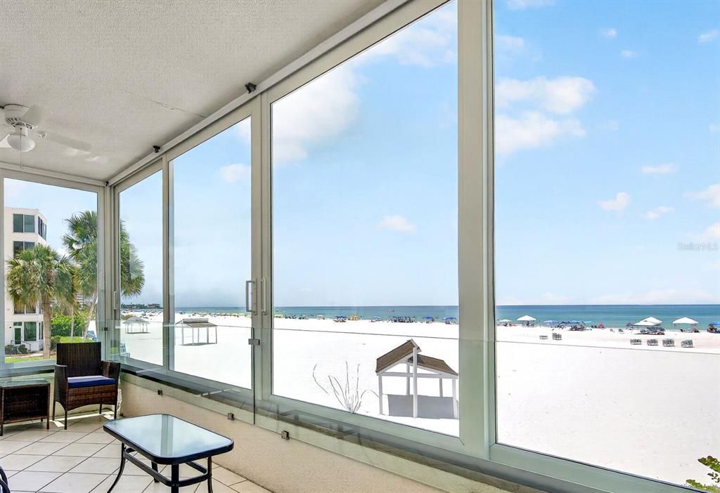Active With Contract: $1,385,000 (2 beds, 2 baths, 1376 Square Feet)